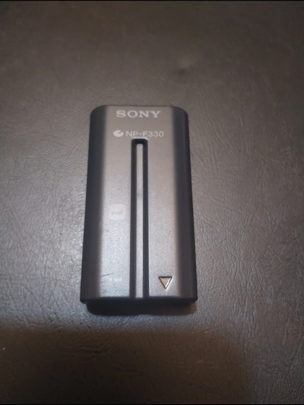 Vintage Sony Handycam CCD-TRV615 Hi-8 With Night Vision And Bag Charger Battery